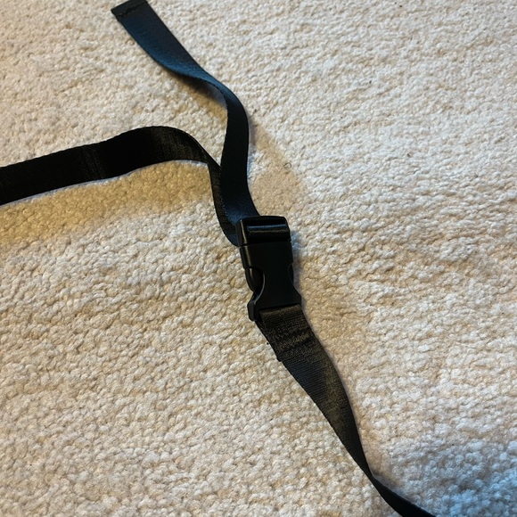 Ardene Black Fanny Pack With Clip “Started from a bottle, now I’m here” - Picture 3 of 7
